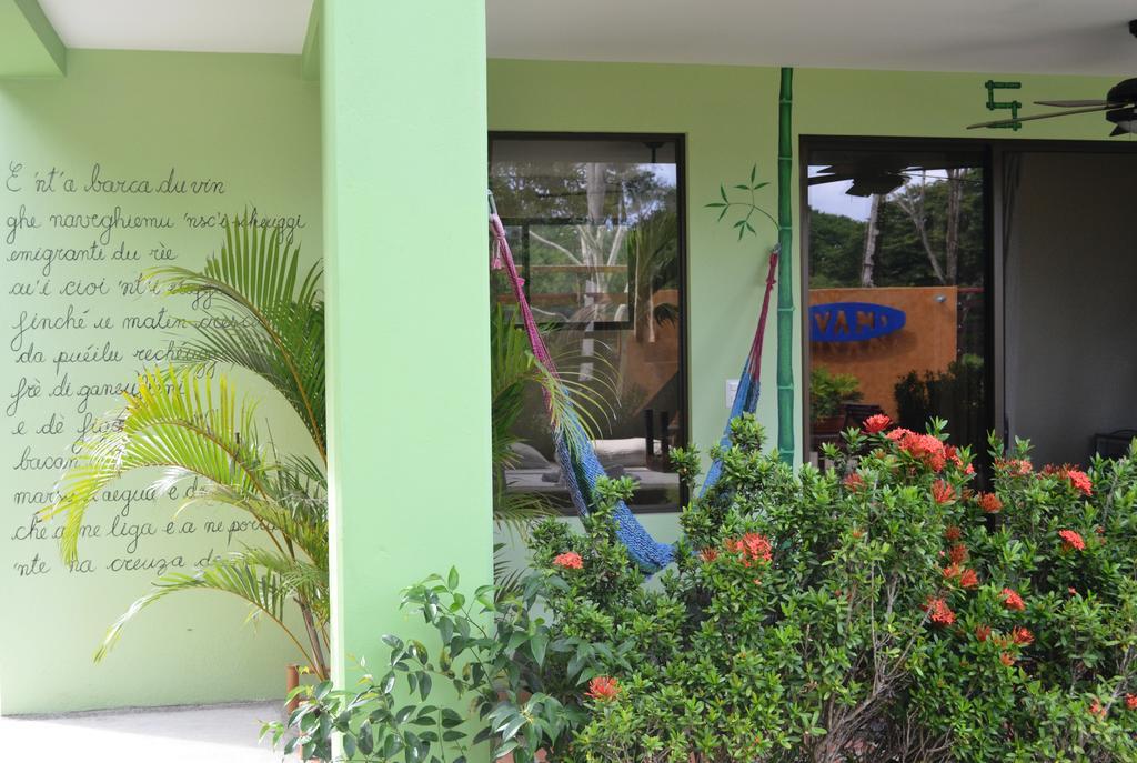 Mavi Surf Hotel Dominical Dış mekan fotoğraf