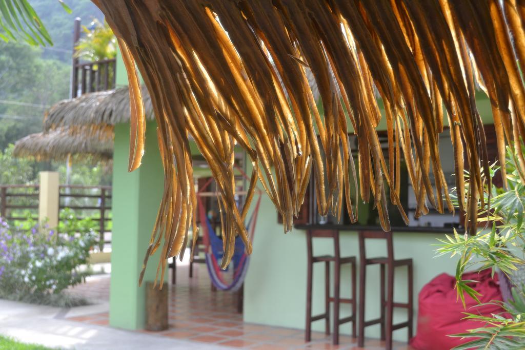 Mavi Surf Hotel Dominical Dış mekan fotoğraf