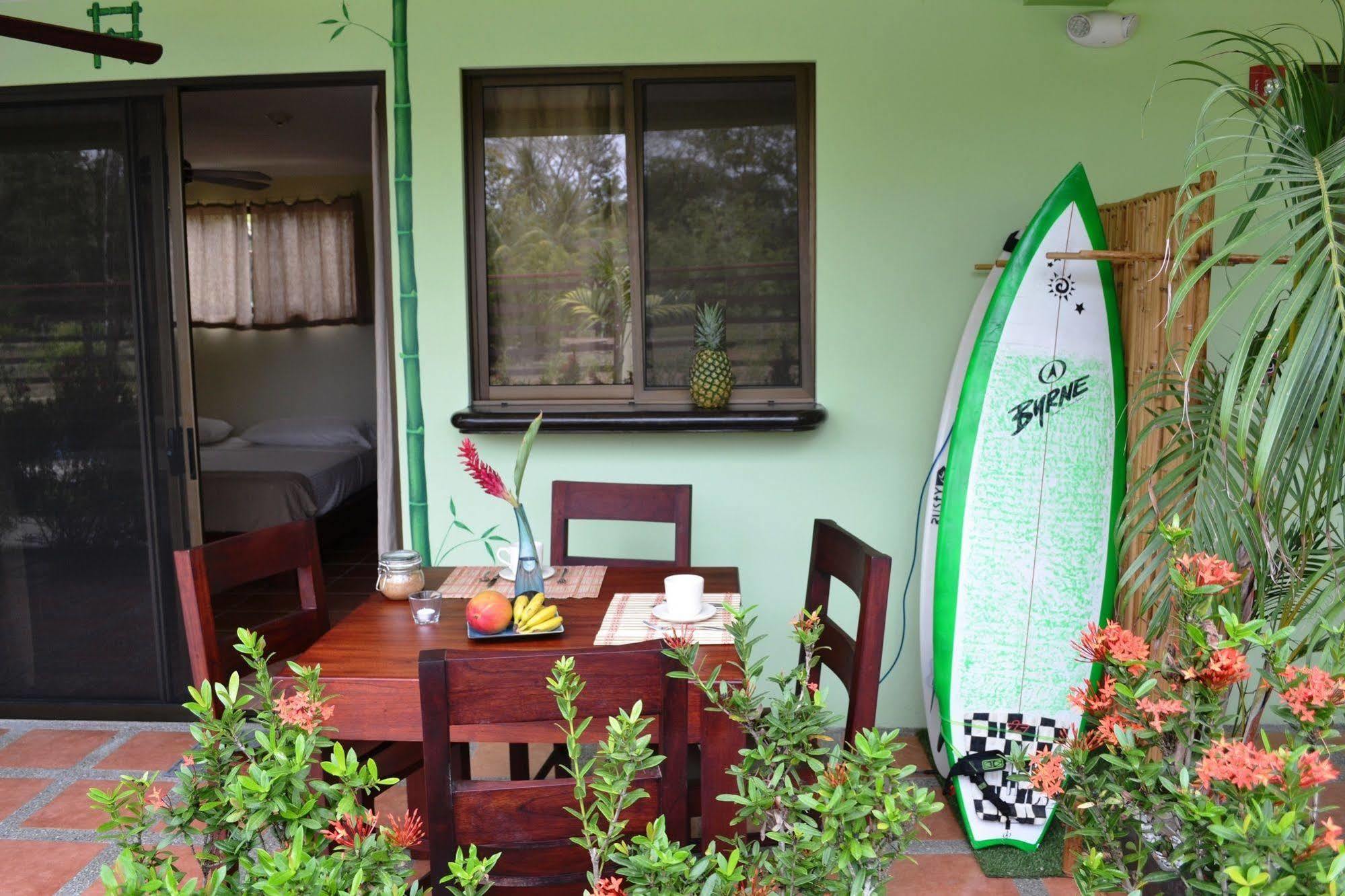 Mavi Surf Hotel Dominical Dış mekan fotoğraf